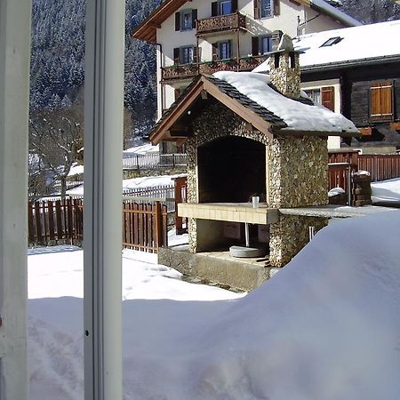 Les Alpes Hotel Finhaut Exterior foto